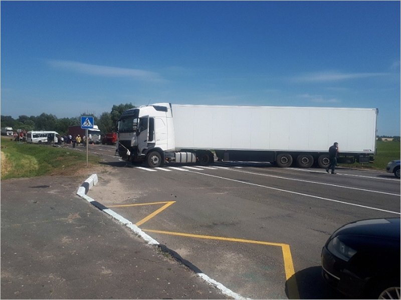 Белорусский дальнобойщик посажен на четыре года в колонию за смертельное ДТП на брянской дороге