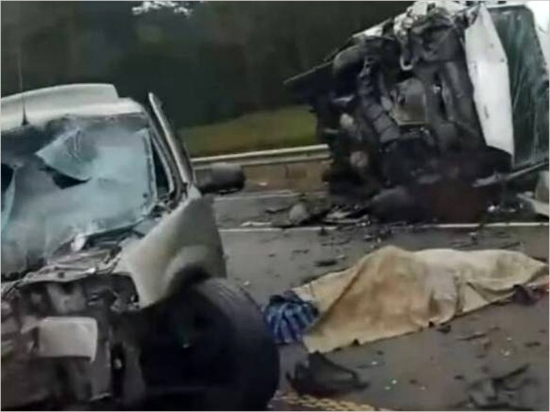 В ДТП под Калугой в машине с брянскими номерами погибли и водитель, и пассажир