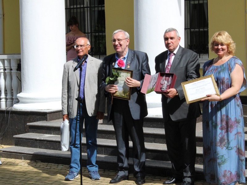 Тютчевский конкурс «Мыслящий тростник» выиграли титулованные москвичи