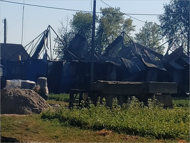 В посёлке Локоть сгорел мини-завод предпринимателя Михаила Чудопала