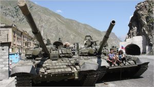 Двенадцатая годовщина Пятидневной войны. В России вспоминают жертв конфликта в Южной Осетии