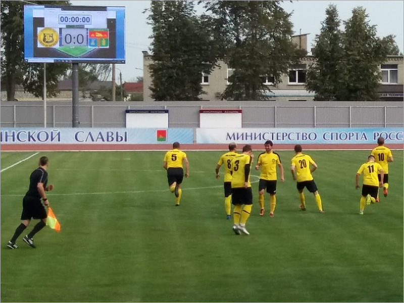 ФК «Бежица» через суд отстоял своё право на футбол и вернулся на «Десну»
