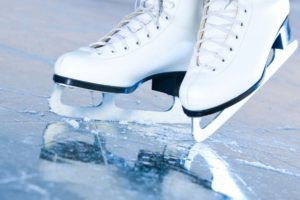 В Брянске открывается сезон массовых катаний на коньках