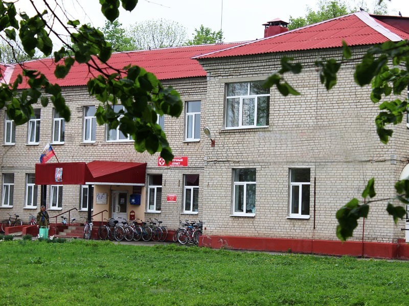 В Брянской области на карантин из-за коронавируса закрыли Комаричскую ЦРБ