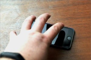 Кражи мобильников в Брянской области за год сократились почти на четверть