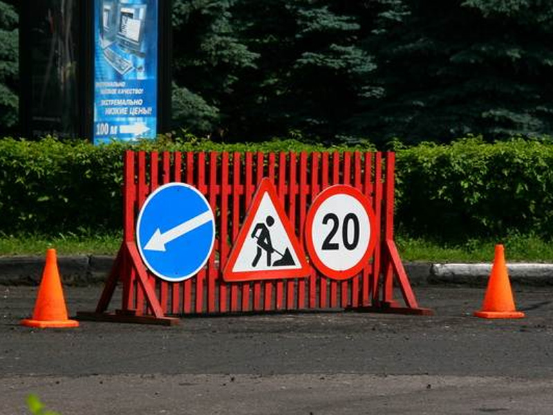 Власти Брянска напомнили подрядчикам о ремонте гарантийных дорог