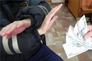 В Брянске ушло в суд дело о попытке откупиться от гаишника 11 000 рублей