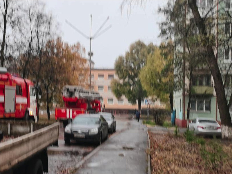 В Брянске утром горела квартира, ожоги получил хозяин жилища