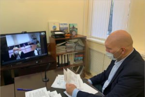 Депутат Госдумы Николай Валуев провёл онлайн-приём граждан в Брянске
