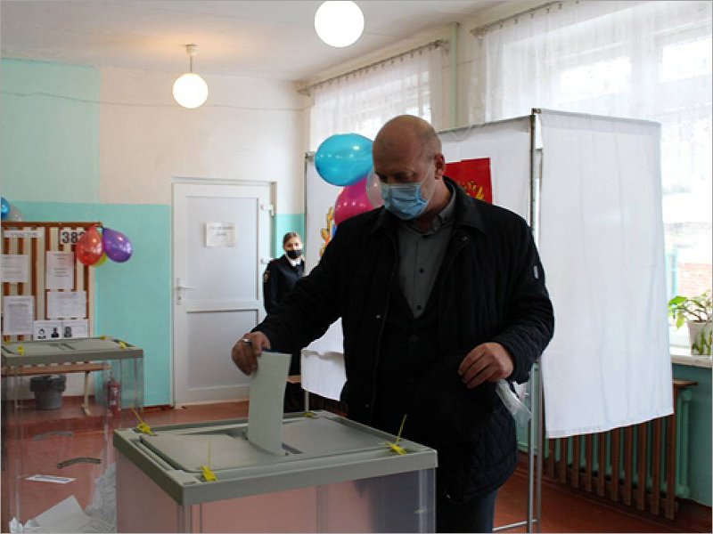 В первый состав Жуковского окрсовета прошли четыре партии. И Николай Лучкин