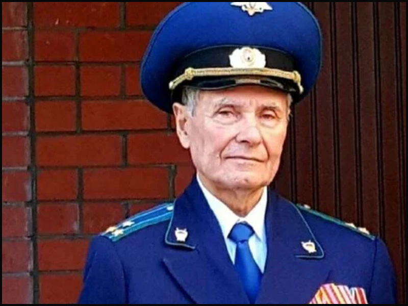 Евгений Колесников стал вторым посмертным Почётным гражданином Брянска
