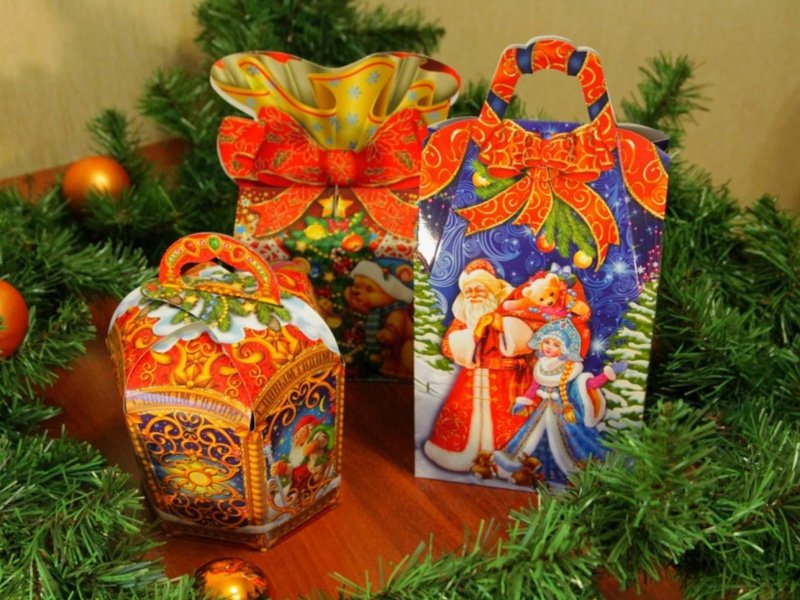 В Брянской области открылась «горячая линия» по новогодним подаркам