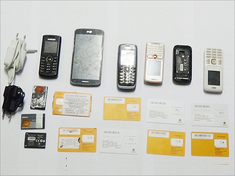 До клинцовской колонии ИК-6 не долетело два свёртка с телефонами и sim-картами