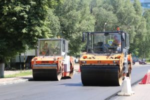 Почти 60 км дорог и 2,6 млрд. рублей — в Брянске подытожили дорожные работы-2020 (видео)