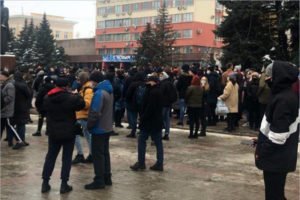 Брянская навальнистка заплатит 1,25 млн. рублей полиции и Росгвардии