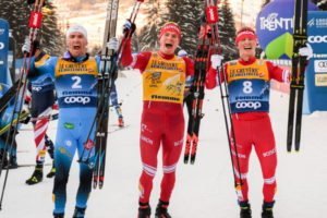 Александр Большунов выиграл многодневку «Тур де Ски», ни разу не выпав из тройки лидеров