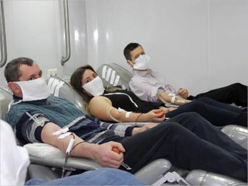 Брянские энергетики сдали более 40 литров донорской крови