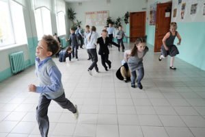 Новозыбковская прокуратура взялась за местные школы