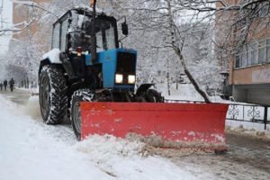 Брянские региональные власти требуют вывозить снег с дорог