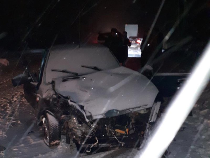 В результате столкновения «Лады» с иномаркой в Почепском районе пострадали пассажиры