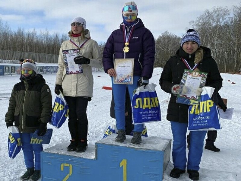 Максим Ковалёв и Полина Панина стали первыми на домашних лыжных гонках
