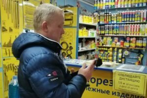 На выходных в Брянске отловили четырёх продавцов-«безмасочников»