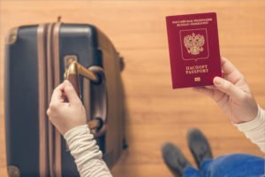 «ОПОРА РОССИИ» просит разрешить россиянам заселяться в гостиницы по загранпаспортам