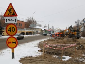 В Брянске приступили к строительству ливнёвки по Ульянова. И обещали убрать лужи в Московском и на Куйбышева