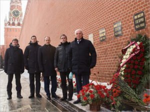 Андрей Бабкин  с коллегами и руководителями ЦПК почтили память Юрия Гагарина