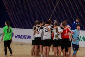 Брянские футболистки стали пятыми в первом в истории всероссийском indoor турнире по пляжному футболу
