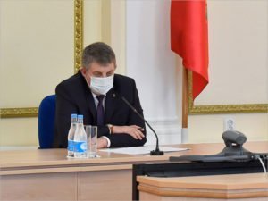 Брянский губернатор ровно через год после «масок по 3 рубля» вспомнил о ценах на маски