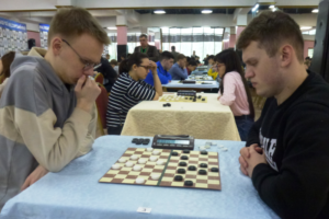 Брянский шашист стал бронзовым призёром первенства России