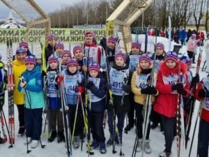На «Лыжню России» в Брянске вышли более двух тысяч человек