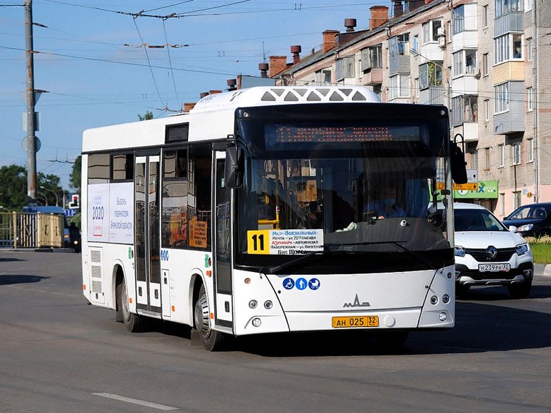 В Брянске добавили автобусов на маршрут №11