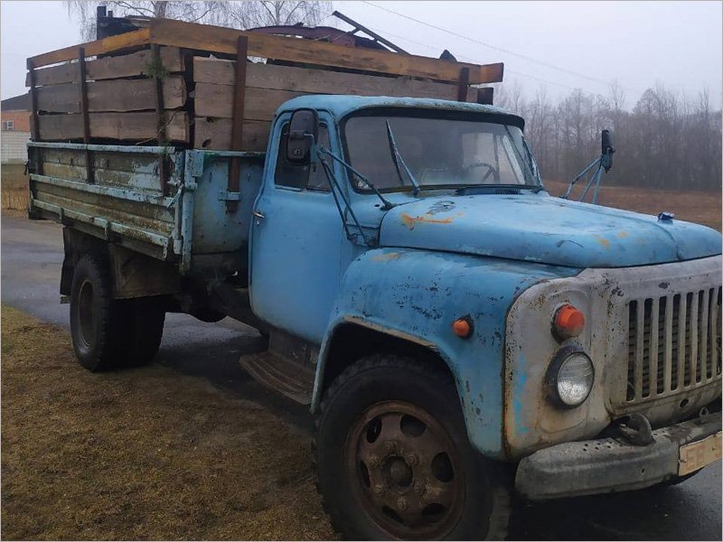 Пограничники задержали в Брянской области белорусский конвой с контрабандным металлоломом