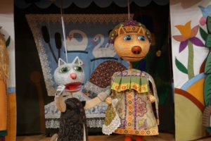 Брянский театр кукол на этой неделе покажет «Про Лисоньку хитрую и Кота Котофеича»
