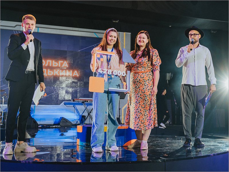 Брянская студентка победила в грантовом конкурсе на «Тавриде», монетизировав университетскую традицию