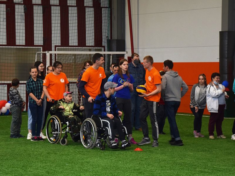 «Поверь в себя»: в Брянске состоялся спортивно-игровой праздник для детей-инвалидов