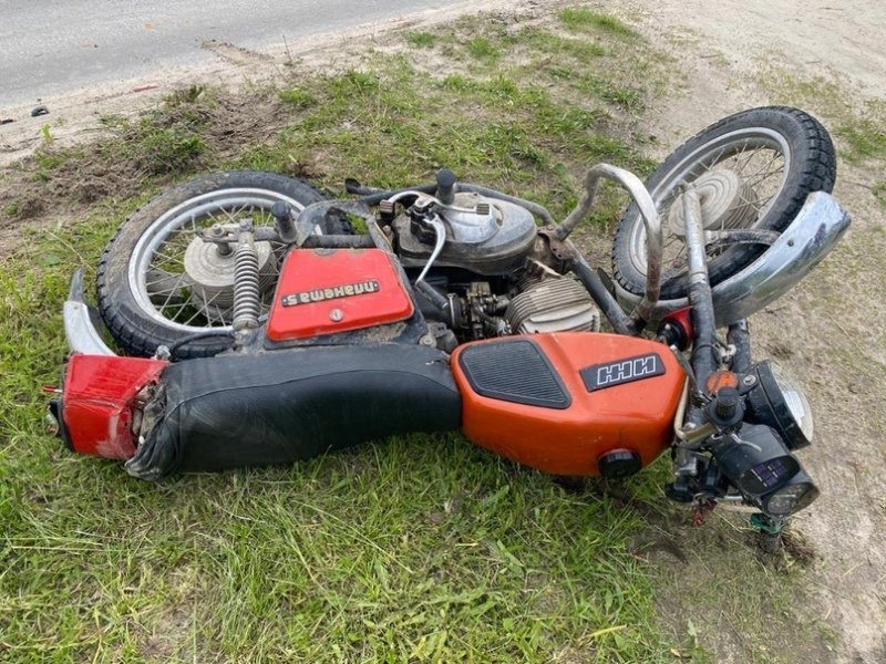 В Дятьково пьяный мотоциклист разбился об Renault Sandero