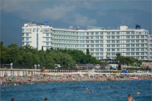 Отели Краснодарского края будут принимать только вакцинированных туристов