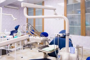 В Брянской области запретили оказывать плановую стоматологическую помощь