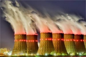 Безопасна ли ядерная энергетика и зачем в Россию свозят отработанный уран