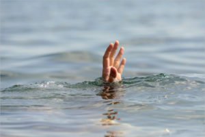 В Сеще из воды спасены три девочки