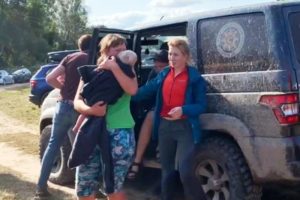 Волонтёры из Брянска четыре дня помогали искать двухлетнюю девочку в Смоленской области