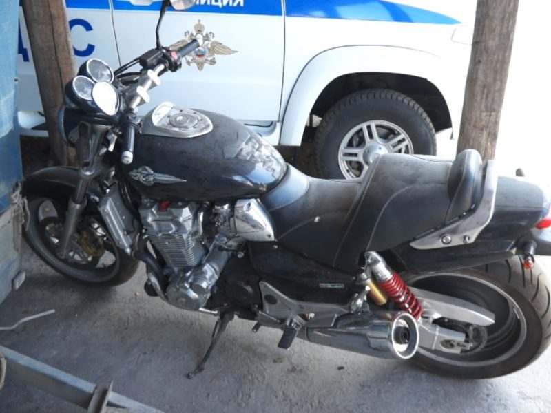 Брянская Госавтоинспекция попутно поймала вора, умыкнувшего дорогие мотоциклы