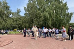 День ВДВ в Брянске ограничился официозом у памятника воинам-интернационалистам