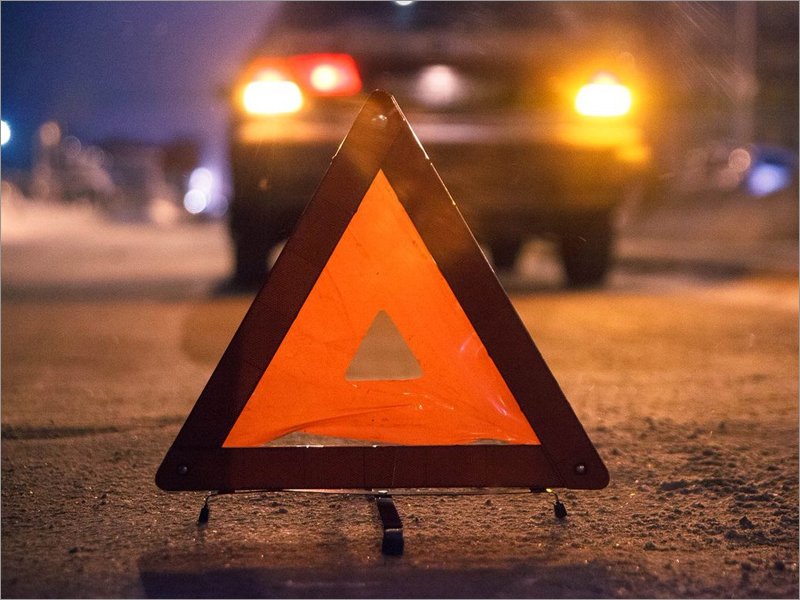 В Брянске в полночь произошла «молодёжная» автоавария