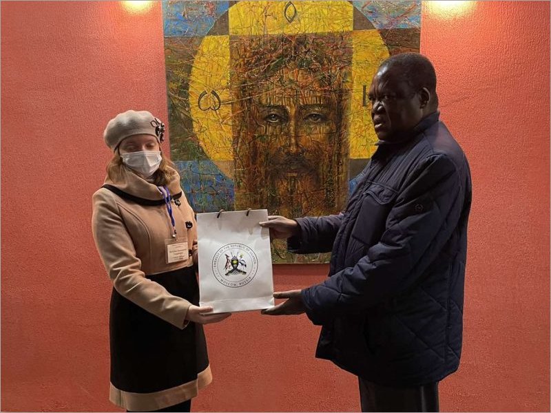 Посол африканской картофельной державы второй раз за три месяца приехал к Александру Богомазу