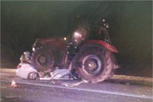 Вторая раздавленная трактором легковушка под Трубчевском: погибли молодой человек и подросток