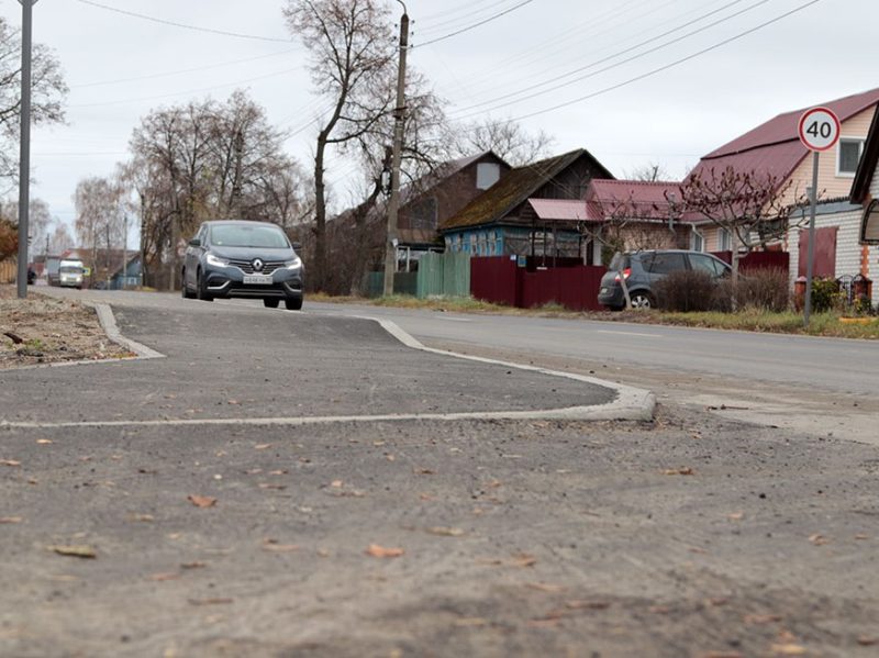 В Фокинском районе Брянска за 30,5 млн. рублей отремонтировали километр улицы Уральской
